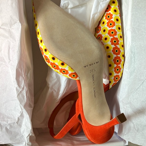 Manolo Blahnik Women's Floral Orange and Yellow Heels - Picture 7 of 8